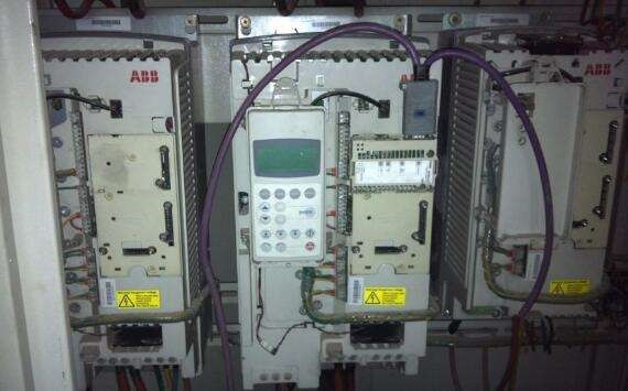 PLC控制柜-电控柜-变频控制柜-挤出机控制柜-ABB变频器